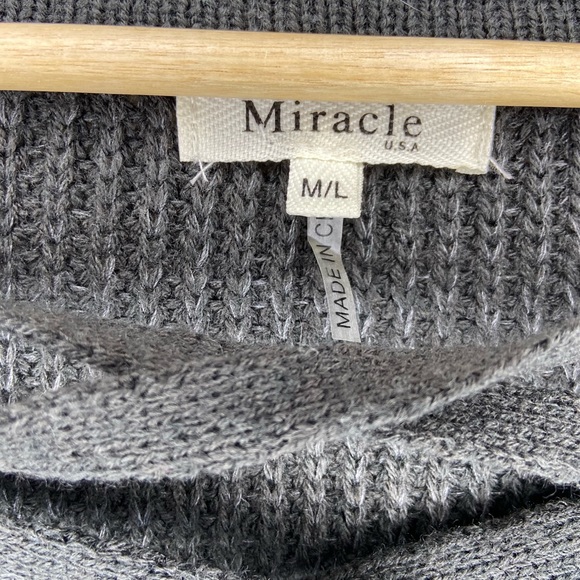 MIRACLE TIE-UP V-NECK SWEATER - Picture 5 of 9